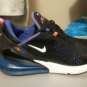 Gym shoes
